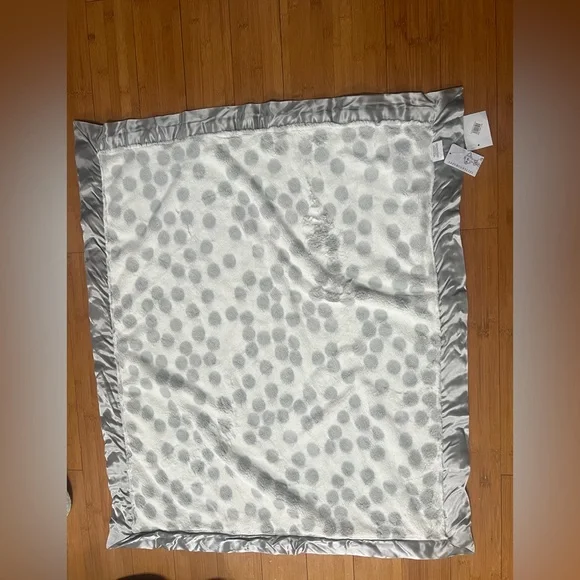 Little Giraffe Luxe Soda Baby Blanket White and Gray Soda